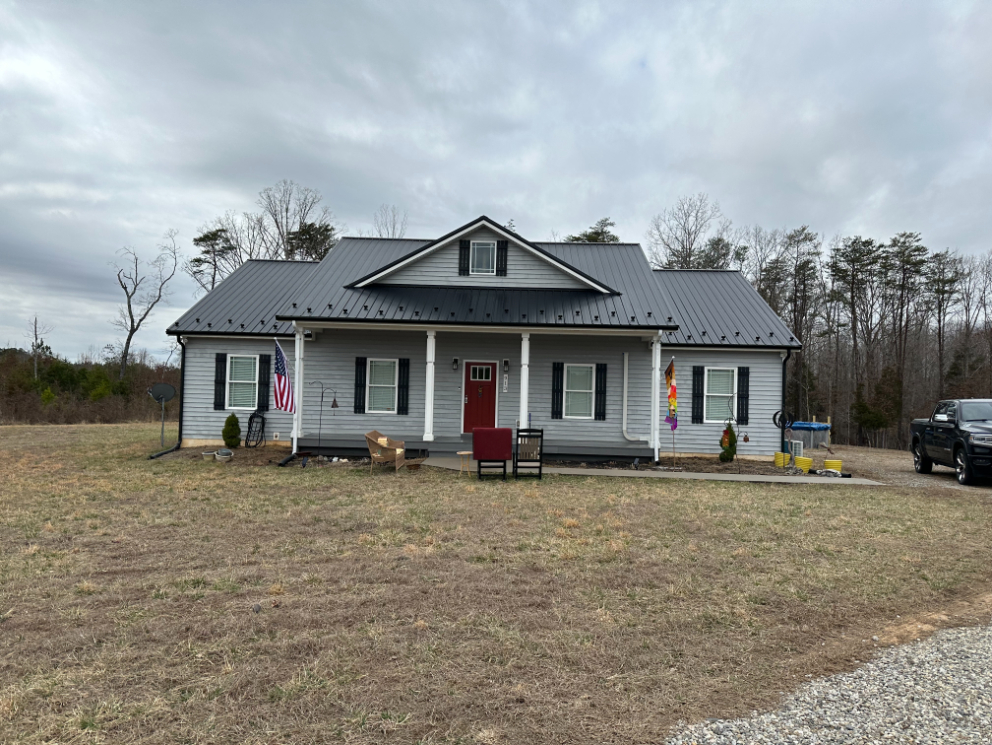 House Washing in Farmville, VA